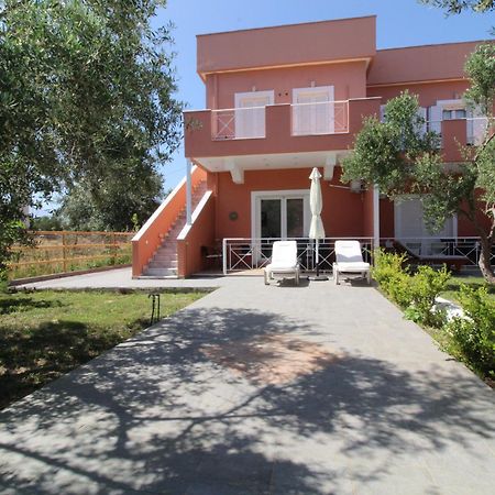 Laconian Collection Mavrovouni Beach House Gythio Exterior foto