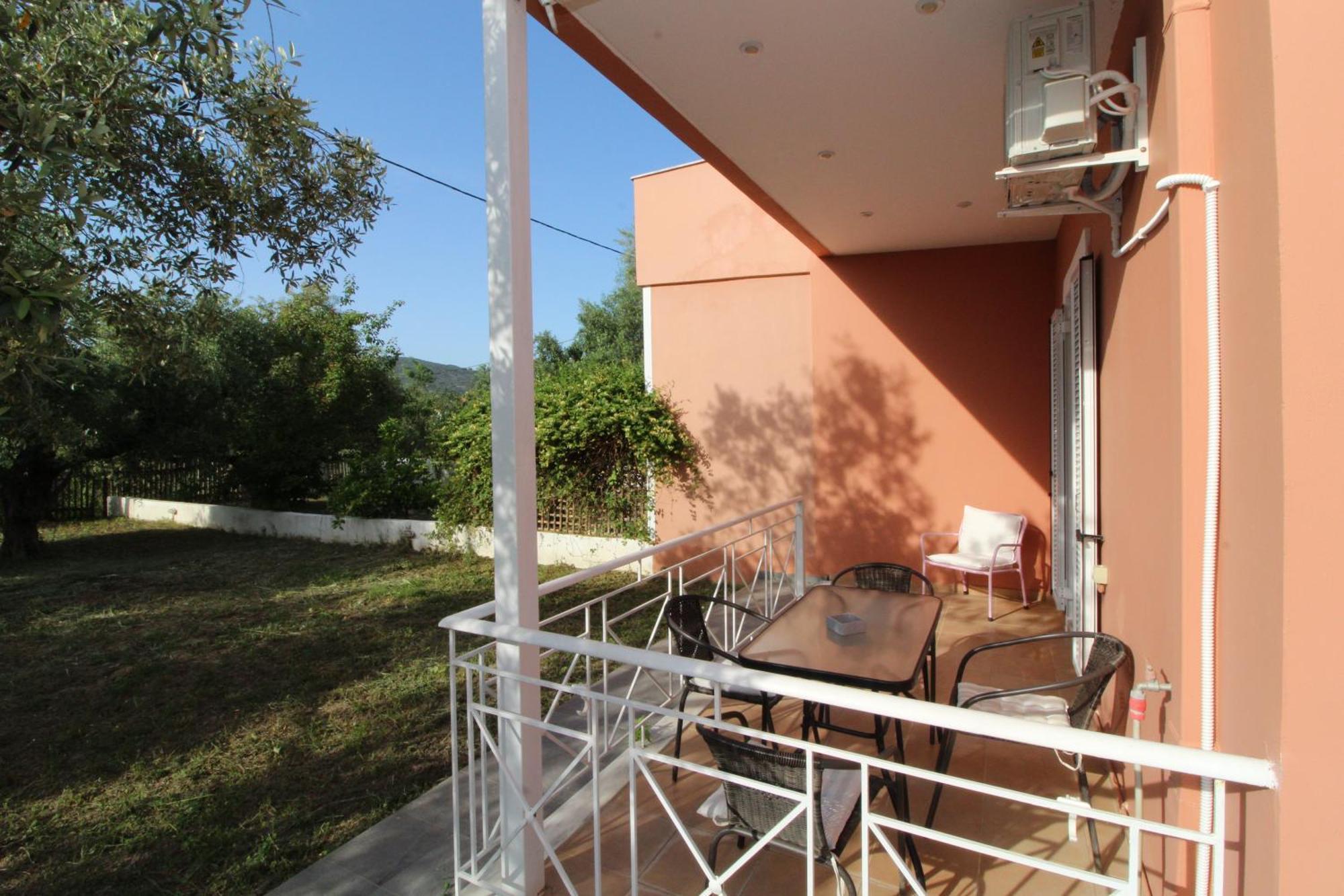 Laconian Collection Mavrovouni Beach House Gythio Exterior foto