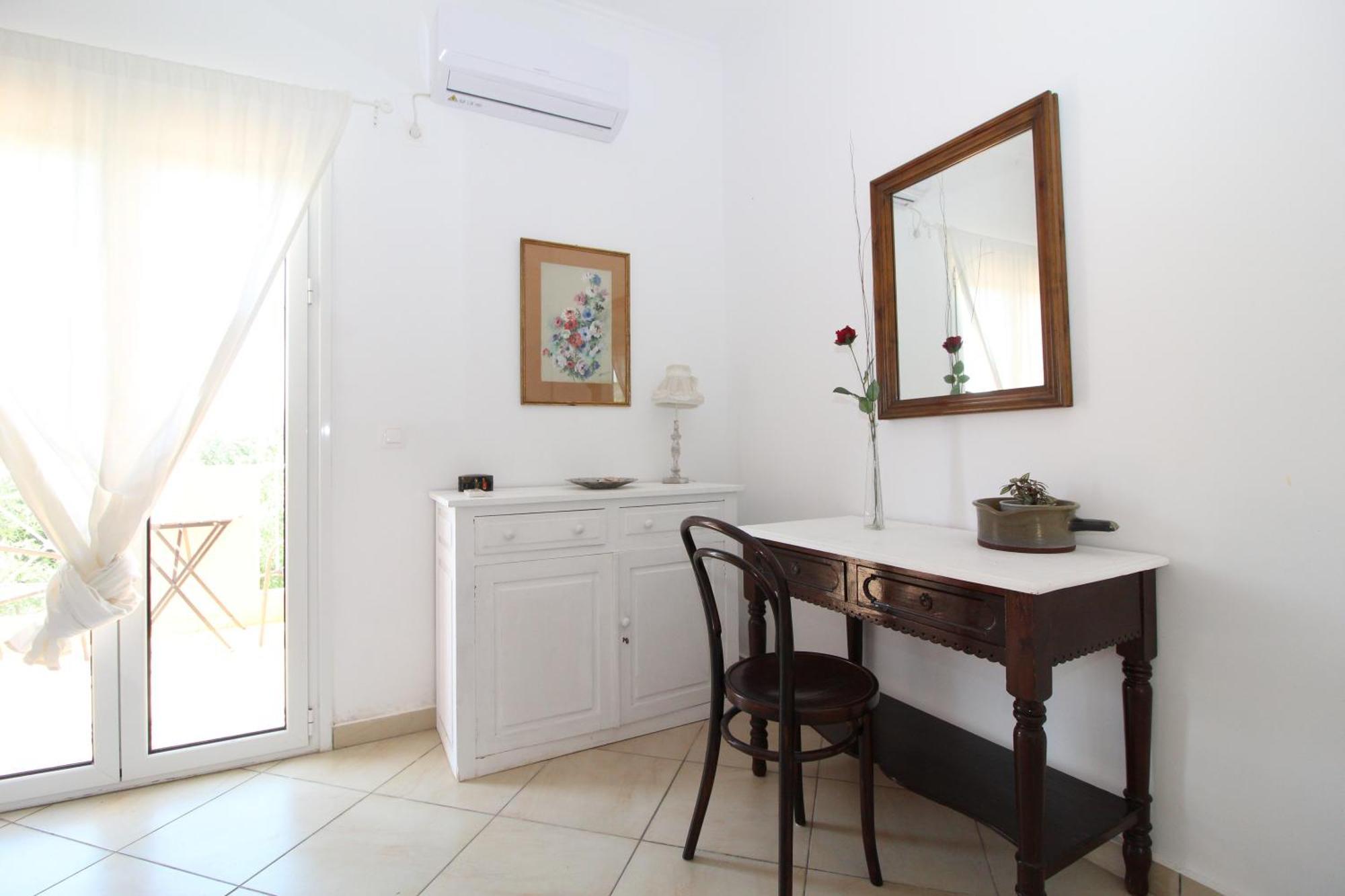 Laconian Collection Mavrovouni Beach House Gythio Exterior foto