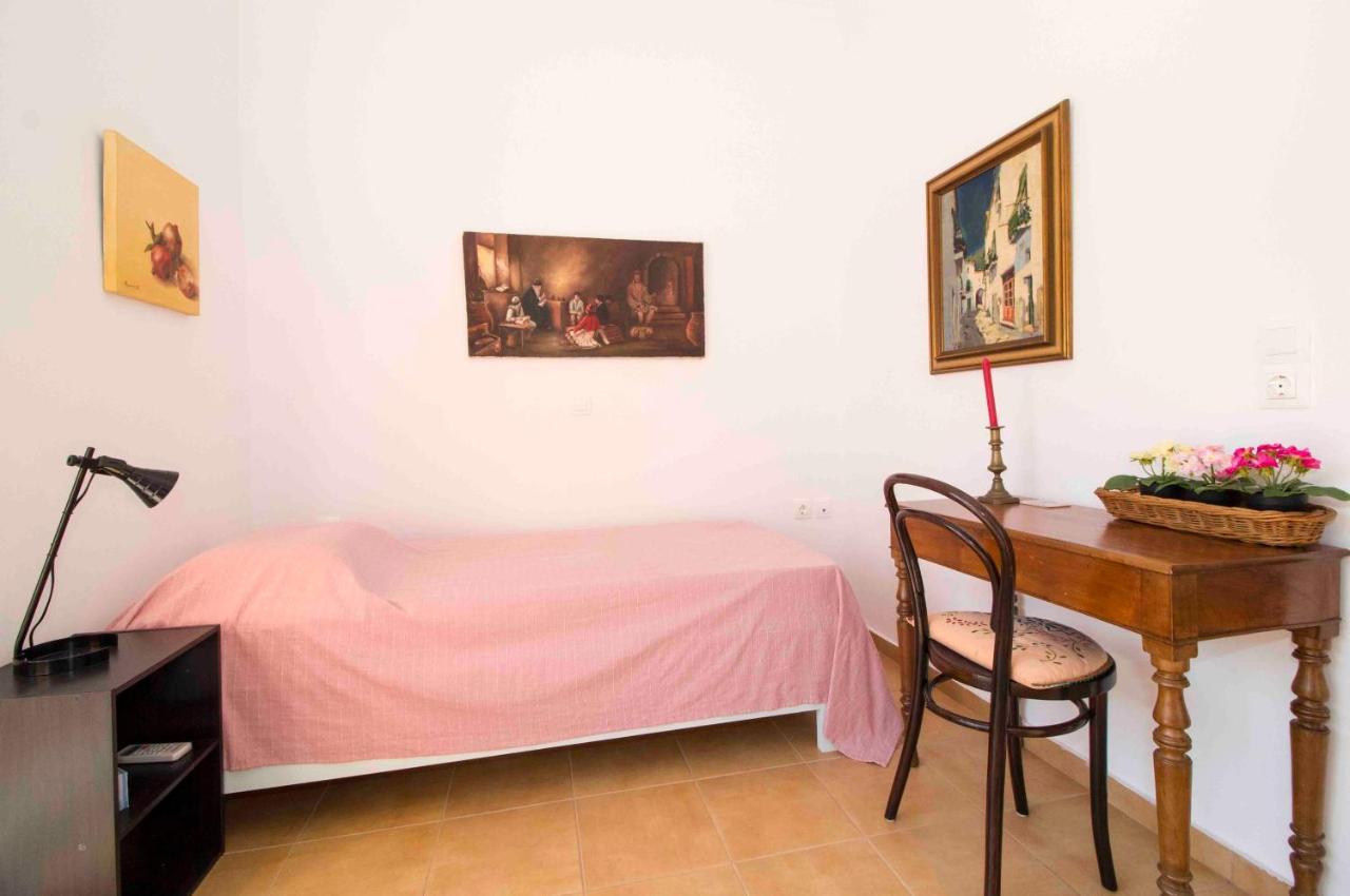 Laconian Collection Mavrovouni Beach House Gythio Exterior foto