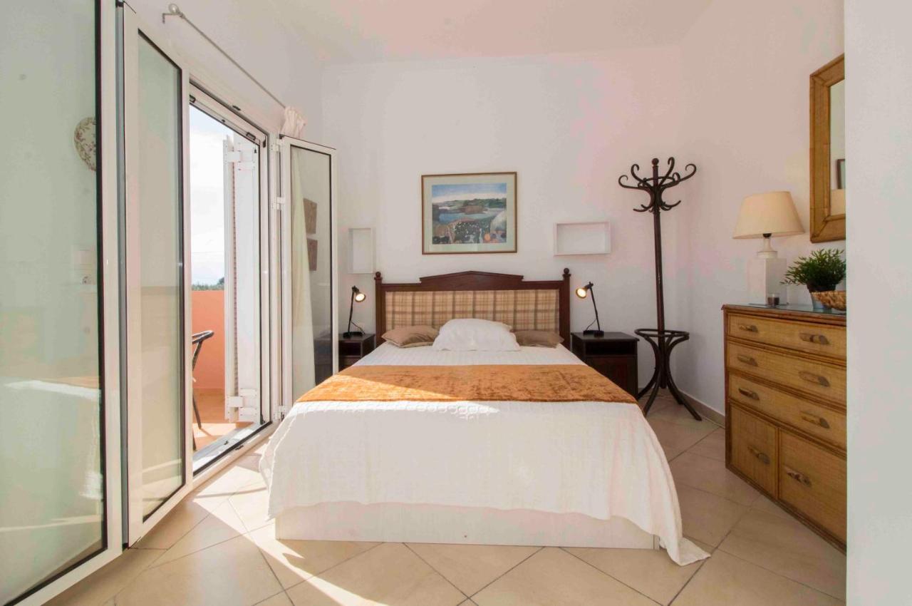 Laconian Collection Mavrovouni Beach House Gythio Exterior foto