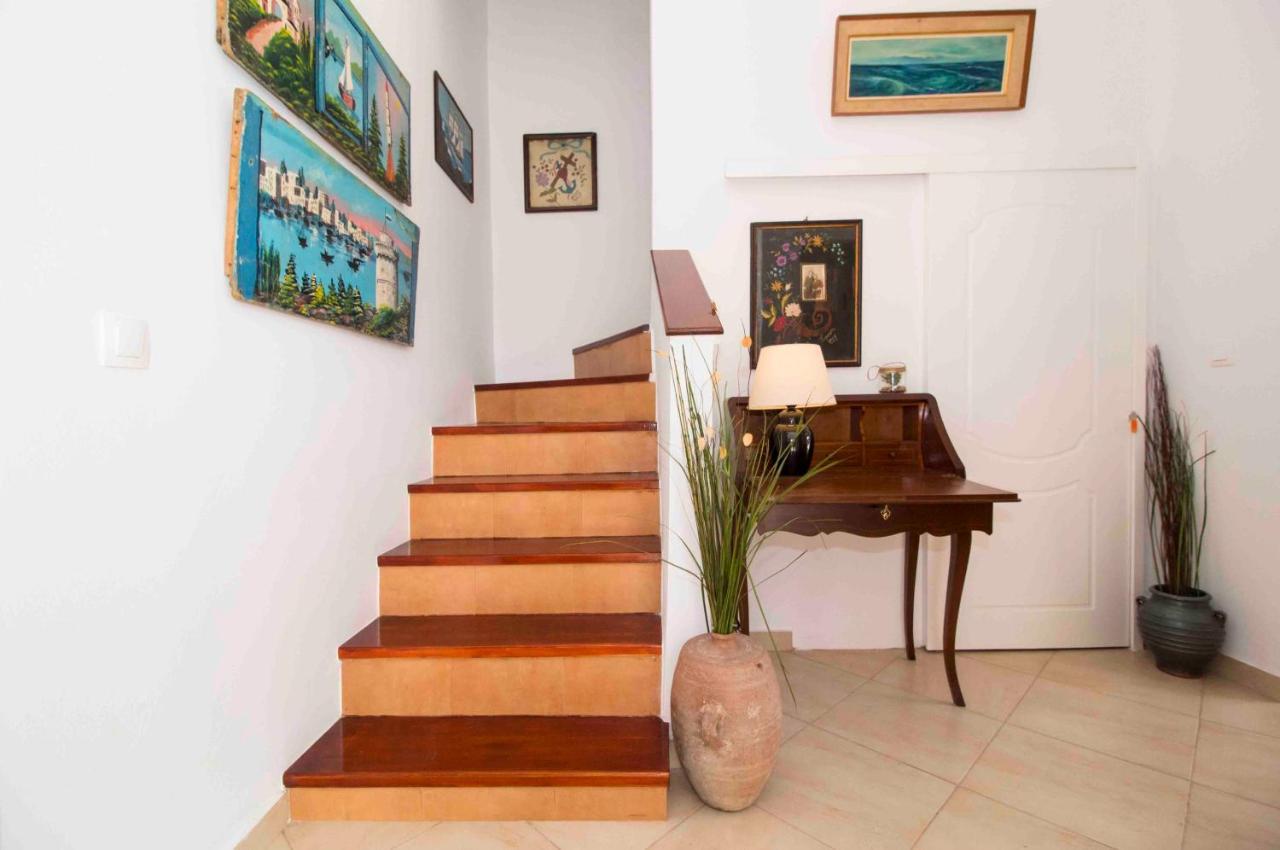 Laconian Collection Mavrovouni Beach House Gythio Exterior foto