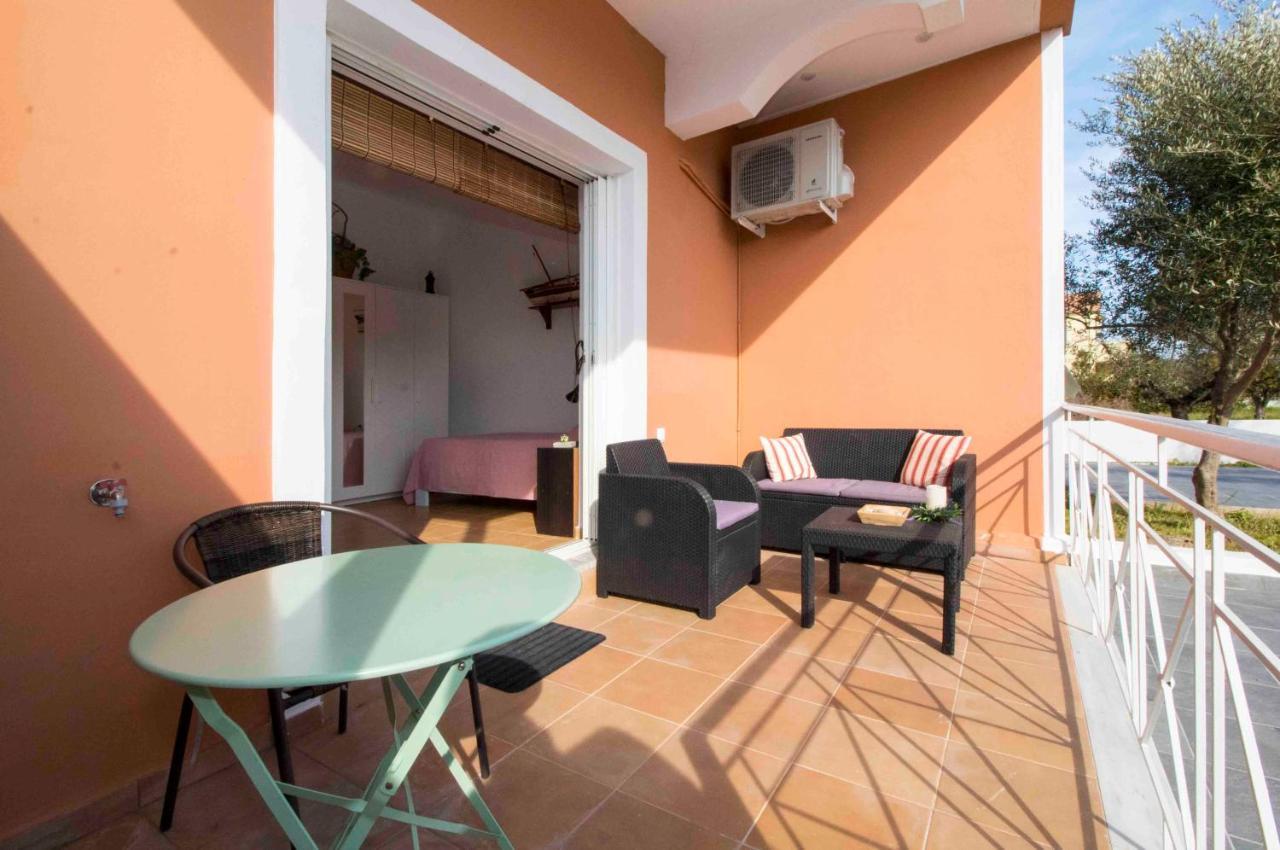 Laconian Collection Mavrovouni Beach House Gythio Exterior foto